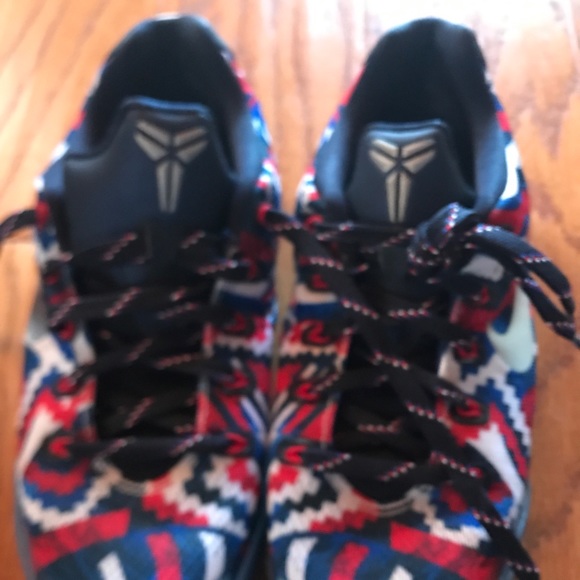 Kobe 9 Independence Day - Picture 2 of 5